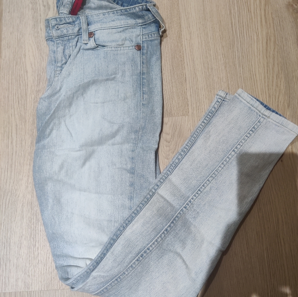 Guess Jeans